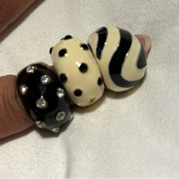 CLUB MONACO Rings - Picture 3 of 4